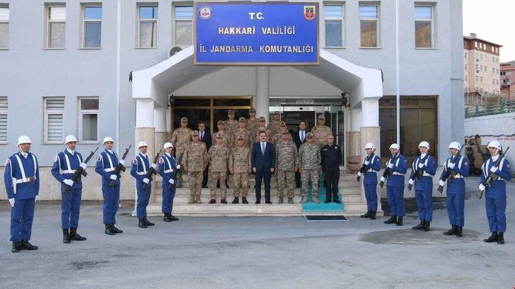 Orgeneral Çetin ve Temel’den Vali Akbıyık’a ziyaret G2