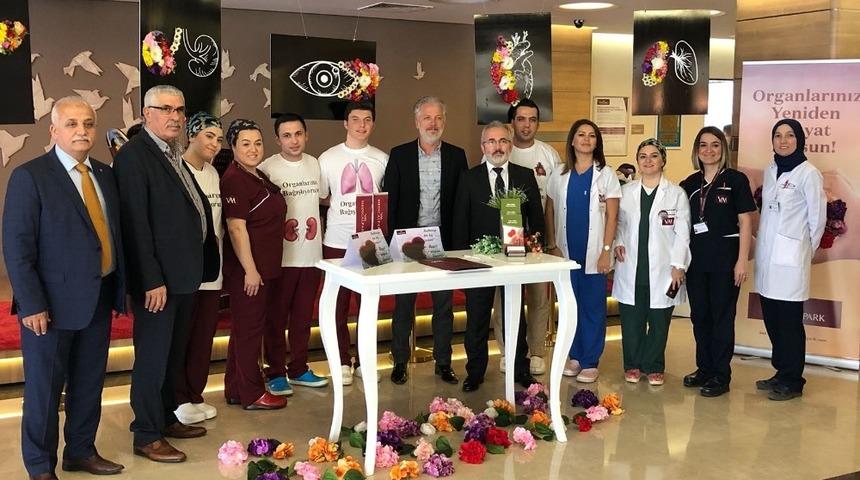 Organ bağışına dikkat &ccedil;ekmek i&ccedil;in farkındalık etkinliği
