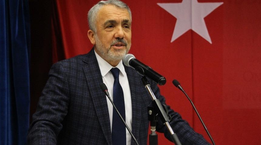 Bilgi&ccedil;: &ldquo;D&uuml;nyaya hakim olmak isteyen g&uuml;&ccedil;lerin oyunlarına karşı g&ouml;z&uuml;m&uuml;z&uuml; d&ouml;rt a&ccedil;malıyız&rdquo;