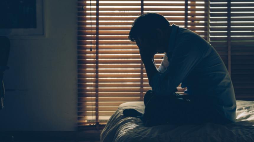 Kronik prostatit hastalığı erkekleri depresyona sokuyor!