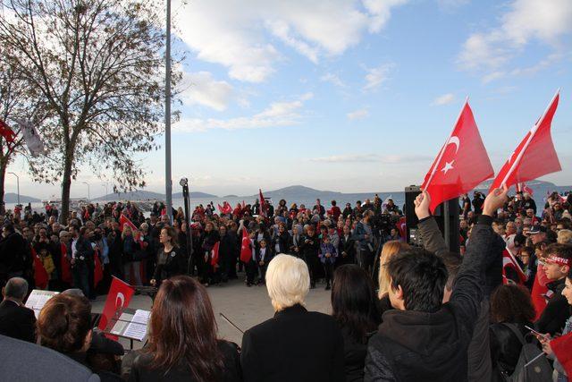 Atat&uuml;rk &uuml;n g&ouml;zleri Maltepe Sahili nden İstanbul a baktı 1