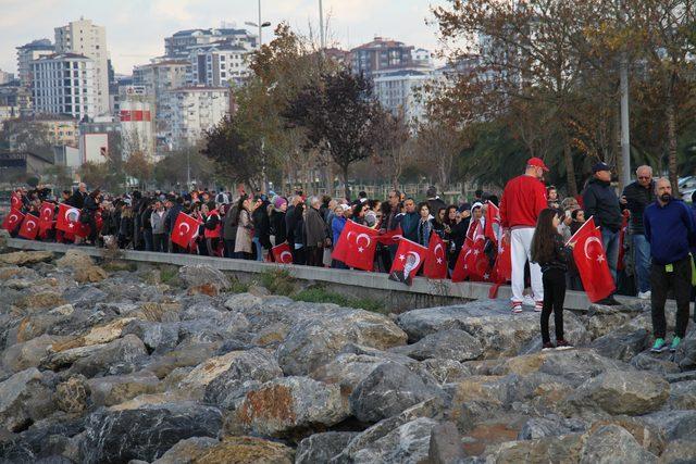 Atat&uuml;rk &uuml;n g&ouml;zleri Maltepe Sahili nden İstanbul a baktı 3
