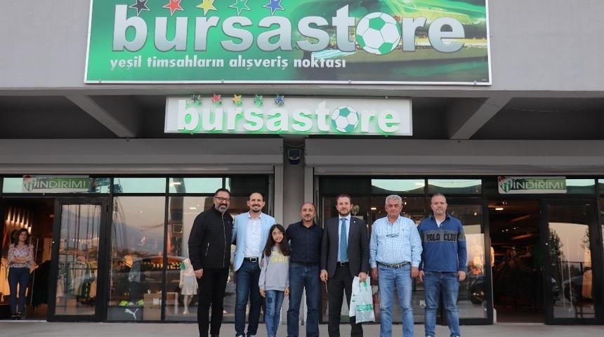 Ahmet Kılı&ccedil;&rsquo;tan Bursaspor taraftarlarına lisanslı &uuml;r&uuml;n alımı &ccedil;ağrısı