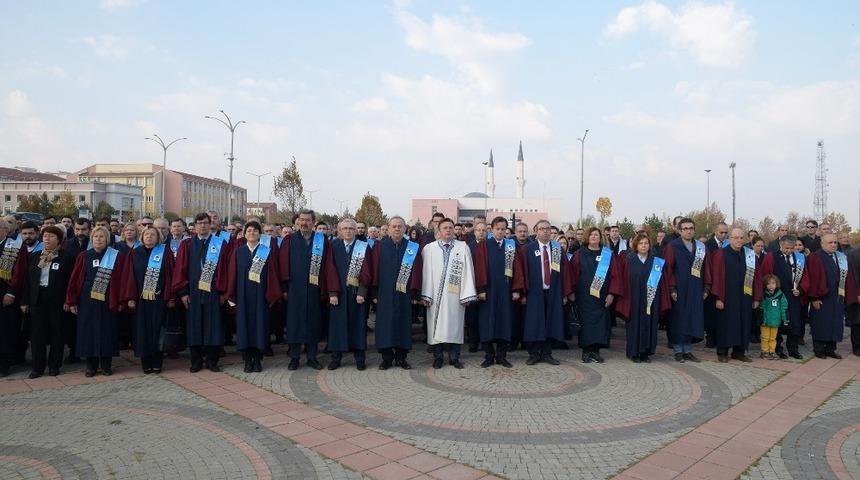 ESOGÜ, Mustafa Kemal Atatürk’ü anma töreninde bir araya geldi