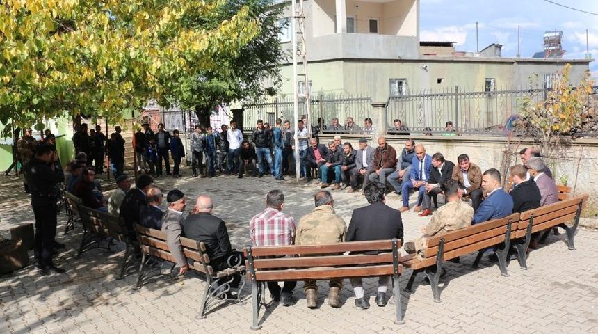 Kaymakam Savar&rsquo;dan k&ouml;y ziyareti