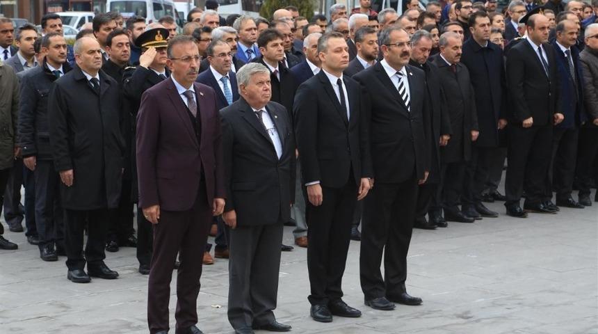 Atat&uuml;rk &ouml;l&uuml;m&uuml;n&uuml;n 80. yılı Nevşehir&rsquo;de anıldı