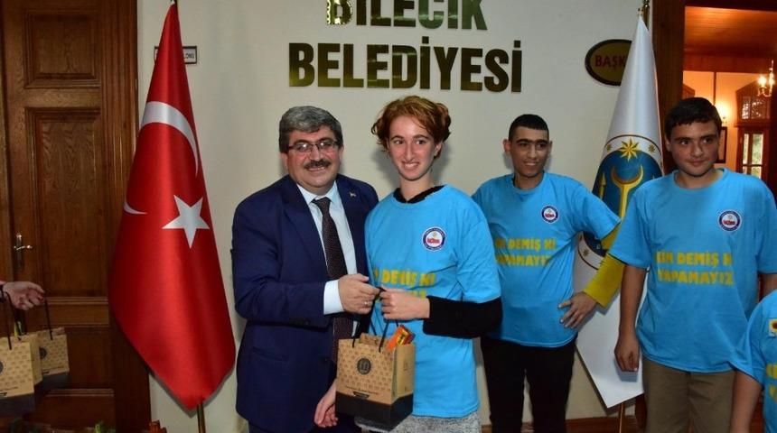 Başkan Can, &ouml;zel konuklarını ağırladı