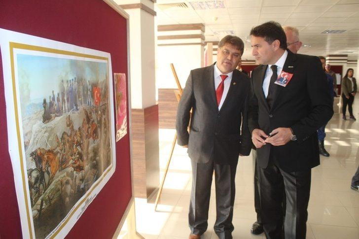 Ayvalık’ta Atatürk büyük bir hüzünle anıldı G5