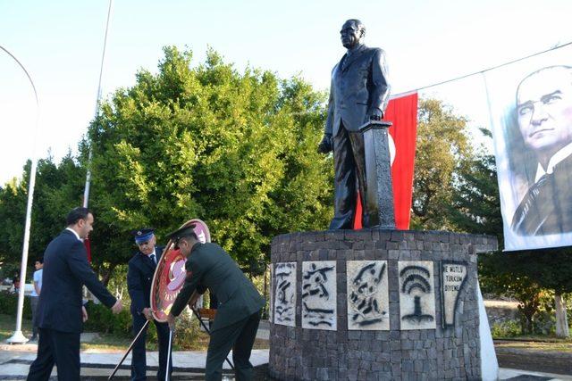 Atatürk, Bozyazı’da düzenlenen törenle anıldı