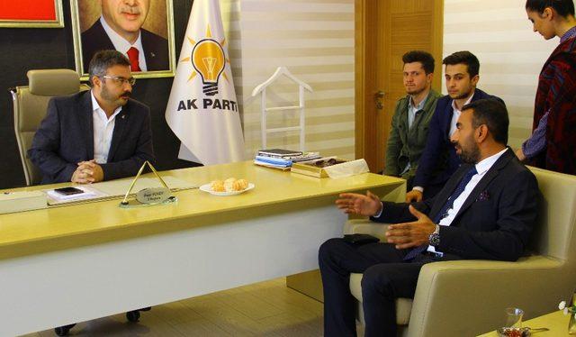 Aday adayı Eşin, ekibiyle birlikte AK Parti İl Başkanlığı’na ziyaret etti