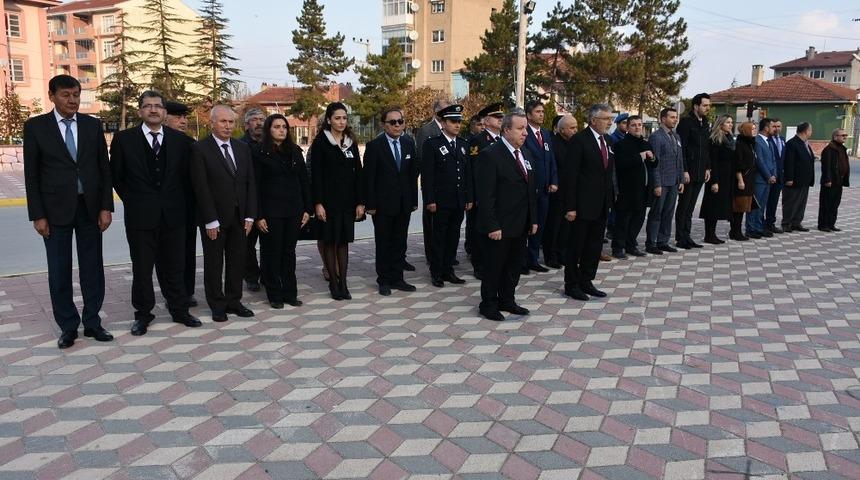 Atat&uuml;rk, 80. &ouml;l&uuml;m yıld&ouml;n&uuml;m&uuml;nde İn&ouml;n&uuml;&rsquo;de de anıldı