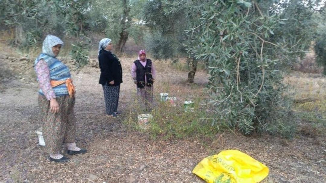 İzmir ve il&ccedil;elerinde Atat&uuml;rk &ouml;zlem ve saygıyla anıldı