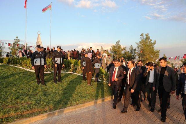 Karabağ kardeşlik parkı hizmete sunuldu