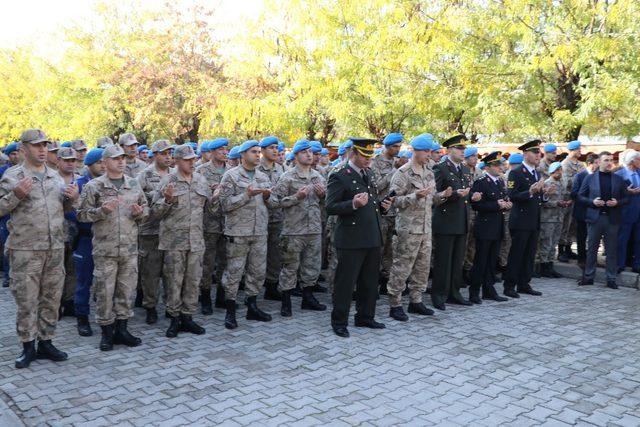 Dadaşlar Şehitliği’nde anma töreni