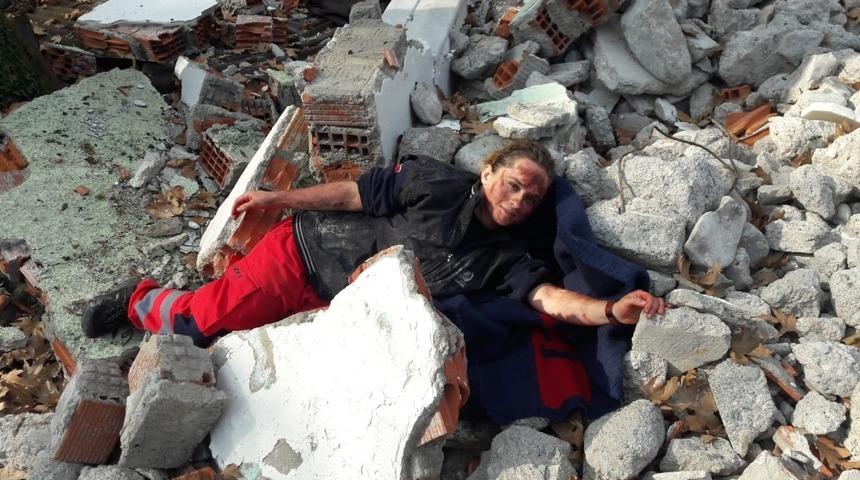 Devrek&rsquo;te tatbikat&ccedil;ılara teşekk&uuml;r plaketi