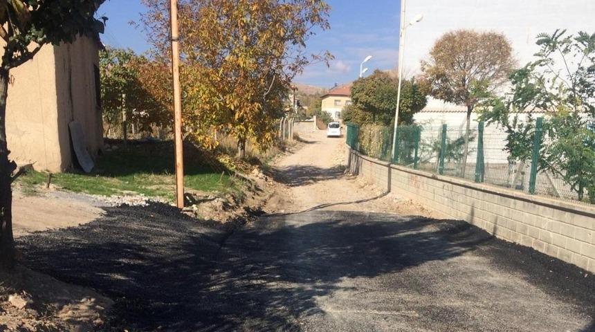 Ak&ccedil;adağ&rsquo;da yol tepkisi