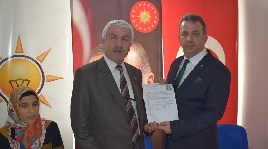 İskenderoğlu, AK Parti&rsquo;de Ak&ccedil;adağ&rsquo;da aday adayı oldu