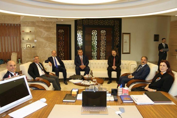 MHP Genel Başkan Yardımcısı Karakaya ve Üniversite Rektörlerinden Bağlı’ya ziyaret