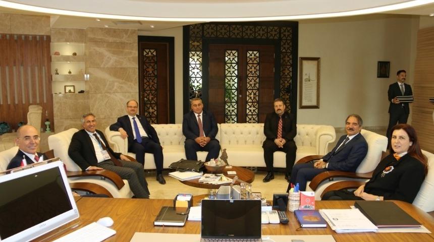 MHP Genel Başkan Yardımcısı Karakaya ve &Uuml;niversite Rekt&ouml;rlerinden Bağlı&rsquo;ya ziyaret