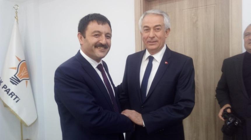 ITSO Başkanı Başdeğirmen g&ouml;revinden istifa ederek, AK Parti&rsquo;den aday adaylığı başvurusunda bulundu