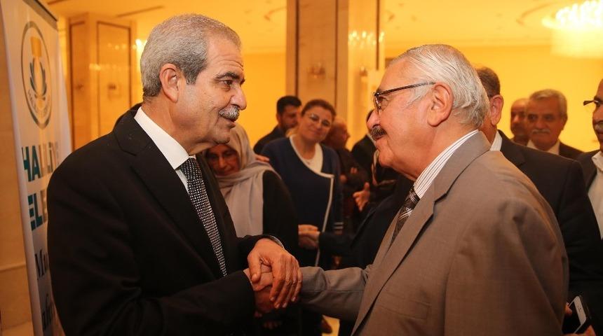 40 yılı aşkın &ccedil;iftlere vefa &ouml;rneği