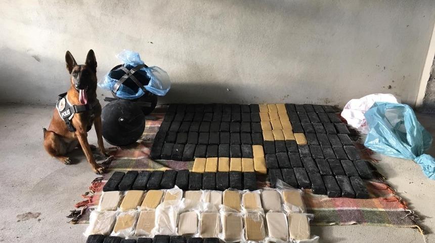 Van&rsquo;da bir evde 80 kilo eroin ele ge&ccedil;irildi