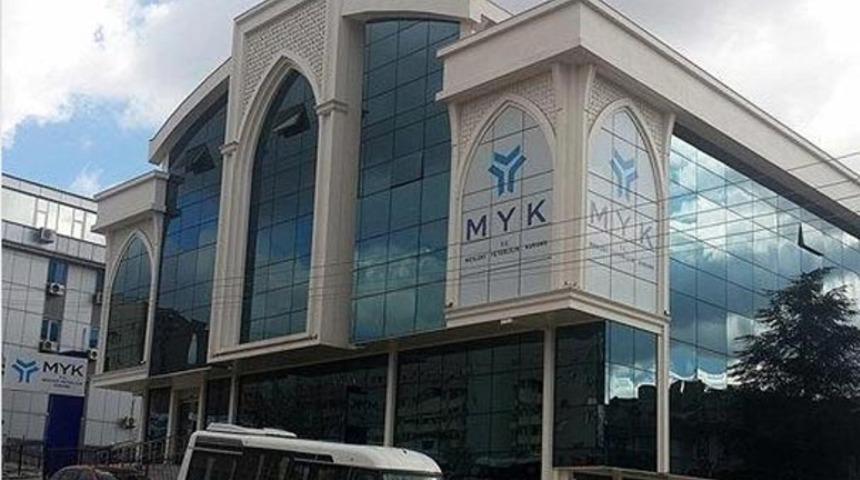 MYK'dan flaş karar! Yeterlilik belgesi olmayan 12 ay sonra çalıştırılamayacak