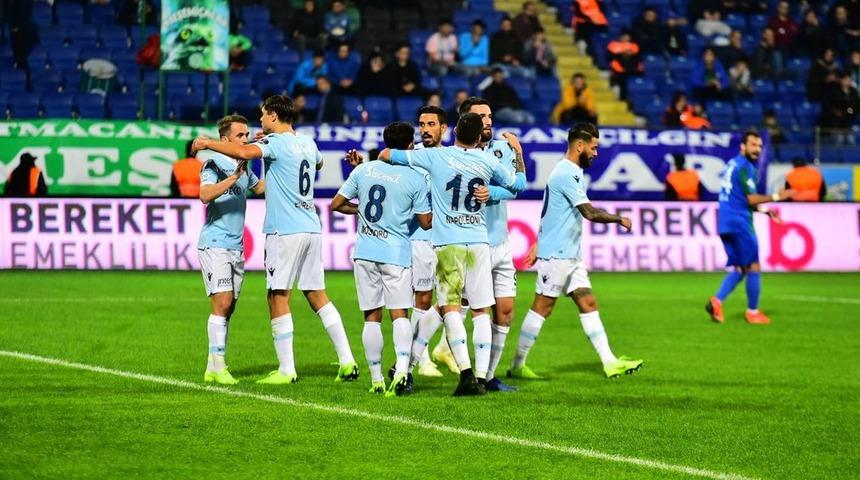 Başakşehir, Rizespor deplasmanında da g&uuml;ld&uuml;: 1-2