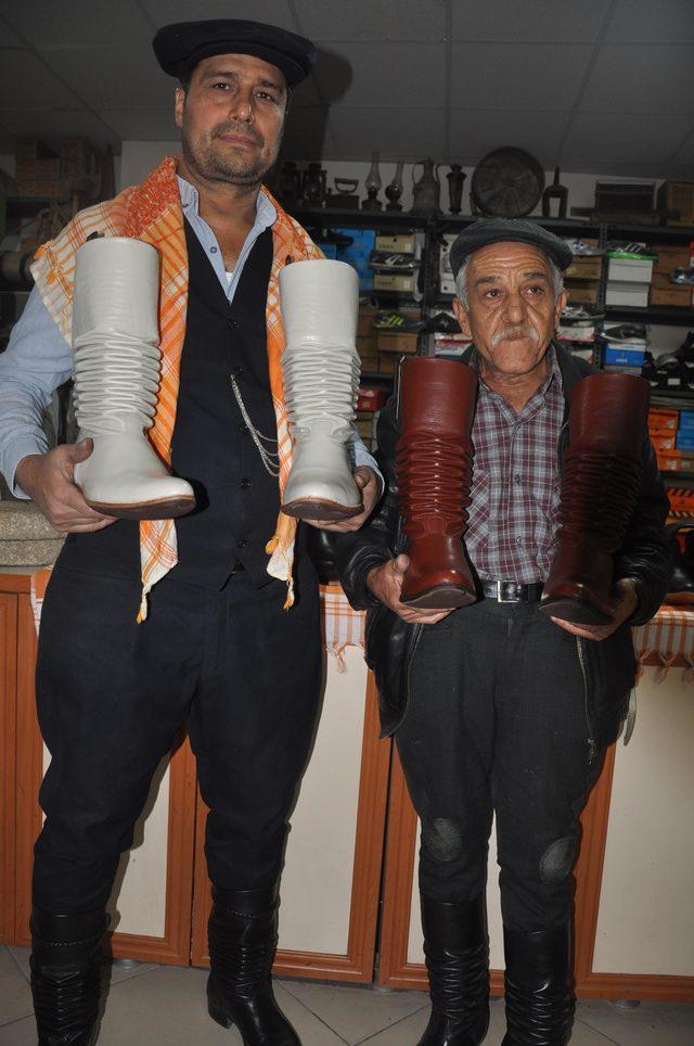 Deve g&uuml;reşi sezonuyla k&ouml;r&uuml;kl&uuml; &ccedil;izmeye talep arttı 2