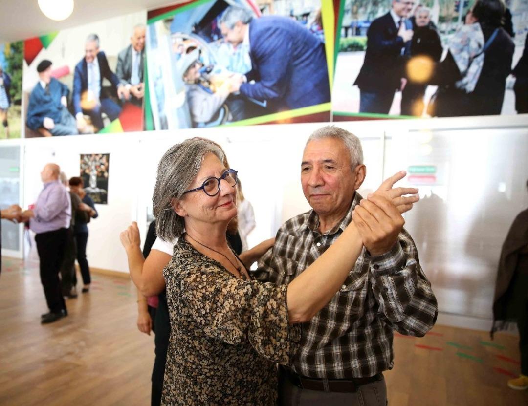 Karşıyaka&rsquo;nın &rsquo;Bilge &Ccedil;ınarlar&rsquo;ı sezonu a&ccedil;tı