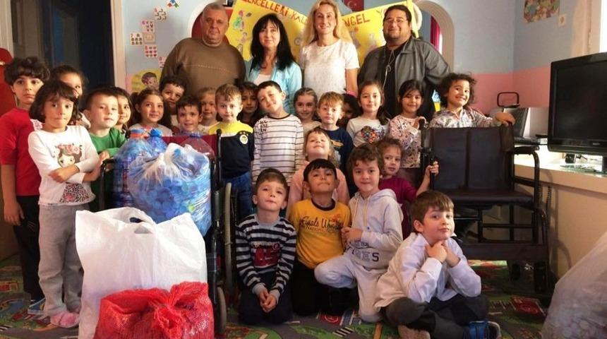 Anasınıfı öğretmenlerinden engellilere anlamlı jest