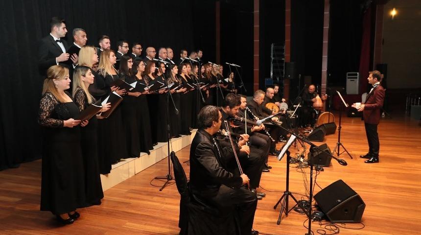 Atat&uuml;rk, sevdiği şarkılarla anıldı