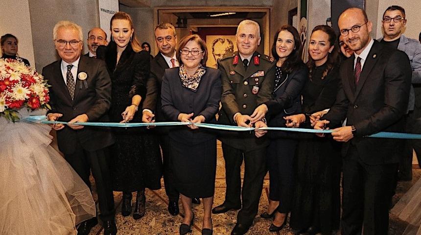 Empati ve GAGİAD&rsquo;dan Ata&rsquo; ya saygı sergisi a&ccedil;ılışı