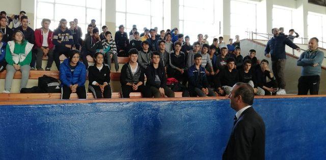 Gevrek’ten Spor Lisesi’ne ziyaret