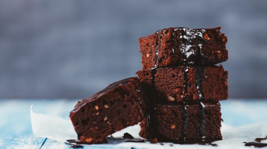 Browni tarifi: Lezzetli, orijinal veya ıslak browni tarifleri! (Videolu anlatım) 