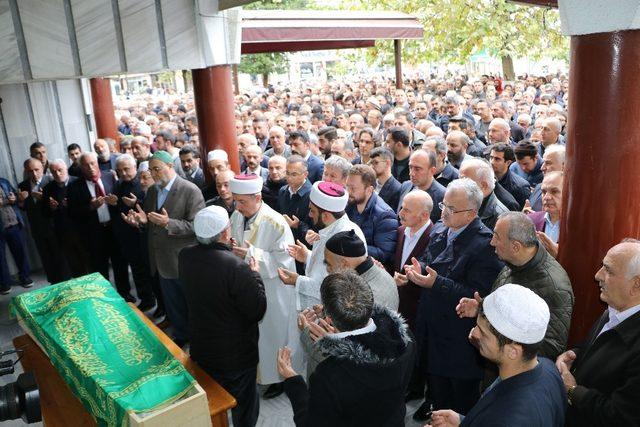 Rize İl Milli Eğitim Müdürü Yılmaz, son yolculuğuna uğurlandı