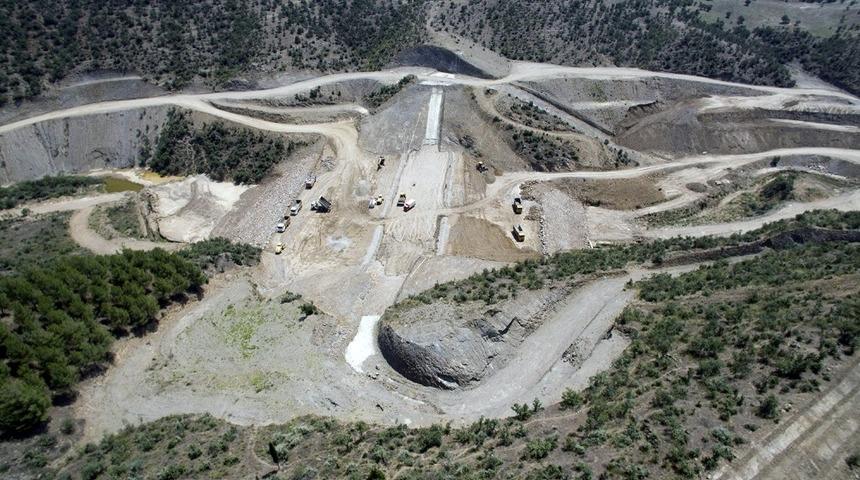 Kılavuzlar Barajı&rsquo;nın y&uuml;zde 88&rsquo;i tamamlandı