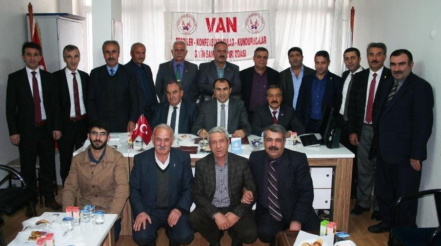 VESOB ilk kez y&ouml;netim kurlu toplantısını bir il&ccedil;ede yaptı