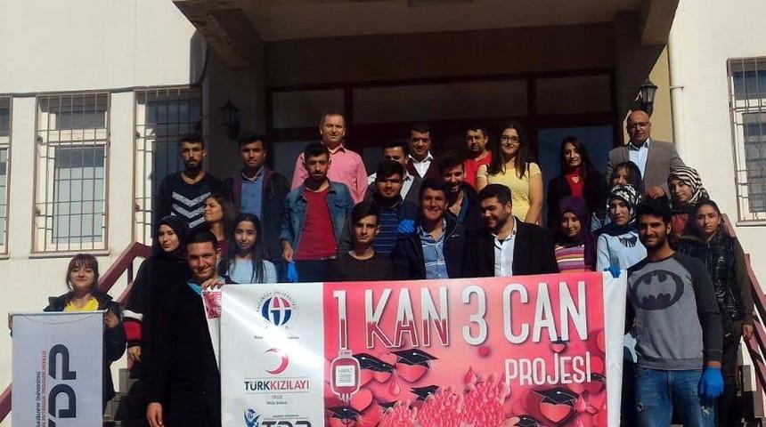 Nizip&rsquo;te "1 kan 3 can" projesi 10. yılında