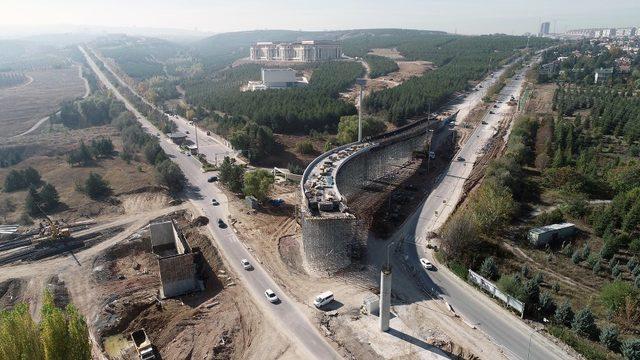 Başkent’te yol çalışmaları devam ediyor