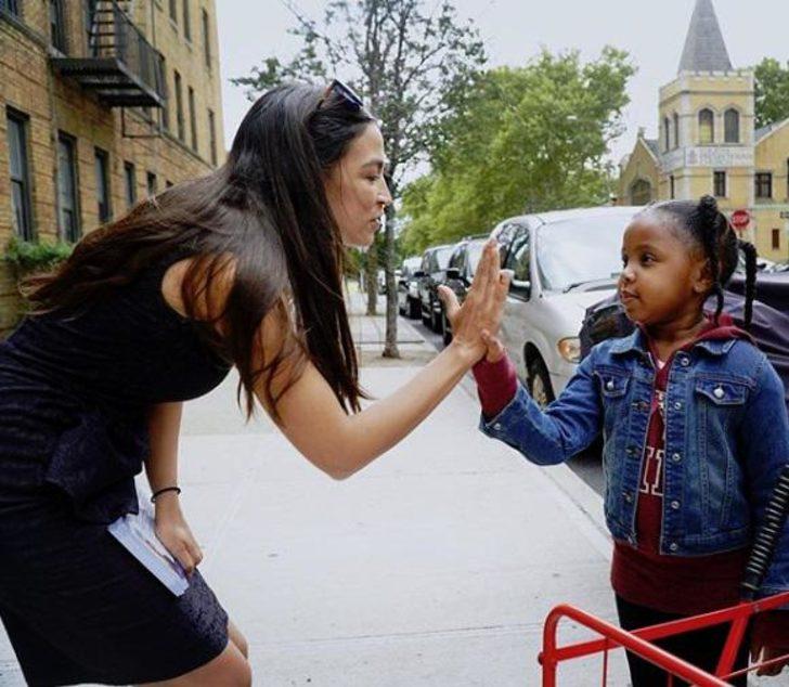 ABD Meclisi'ne seçildi ama taşınacak parası yok G3