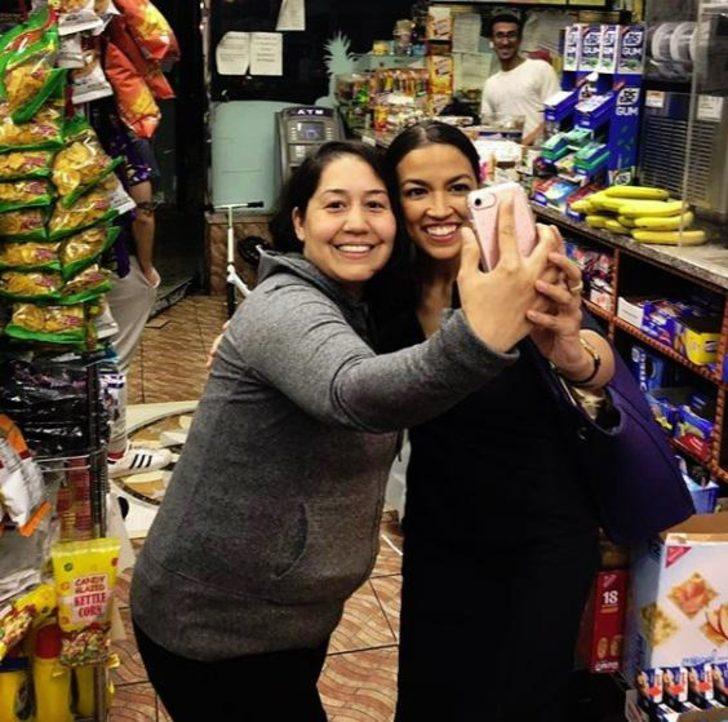 ABD Meclisi'ne seçildi ama taşınacak parası yok G5