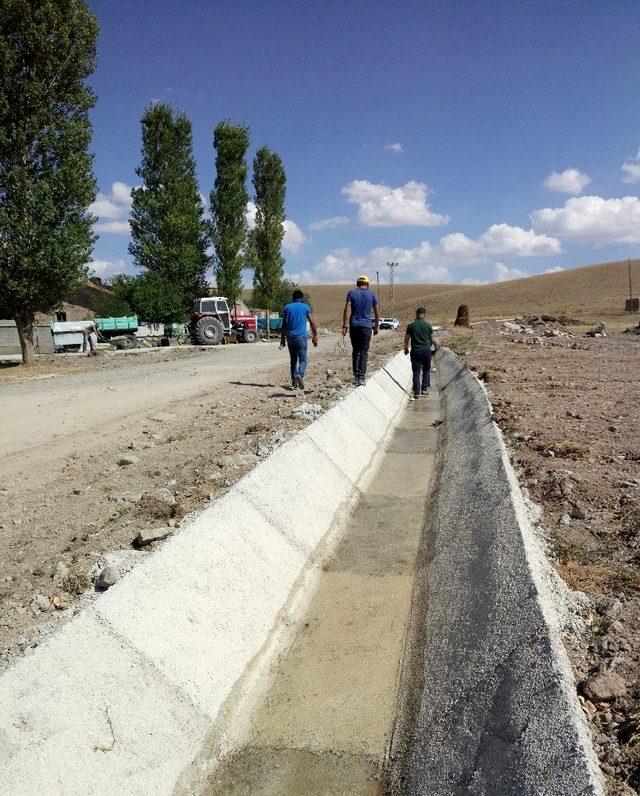 Dönerdere ve Emek’te susuz arazi kalmadı