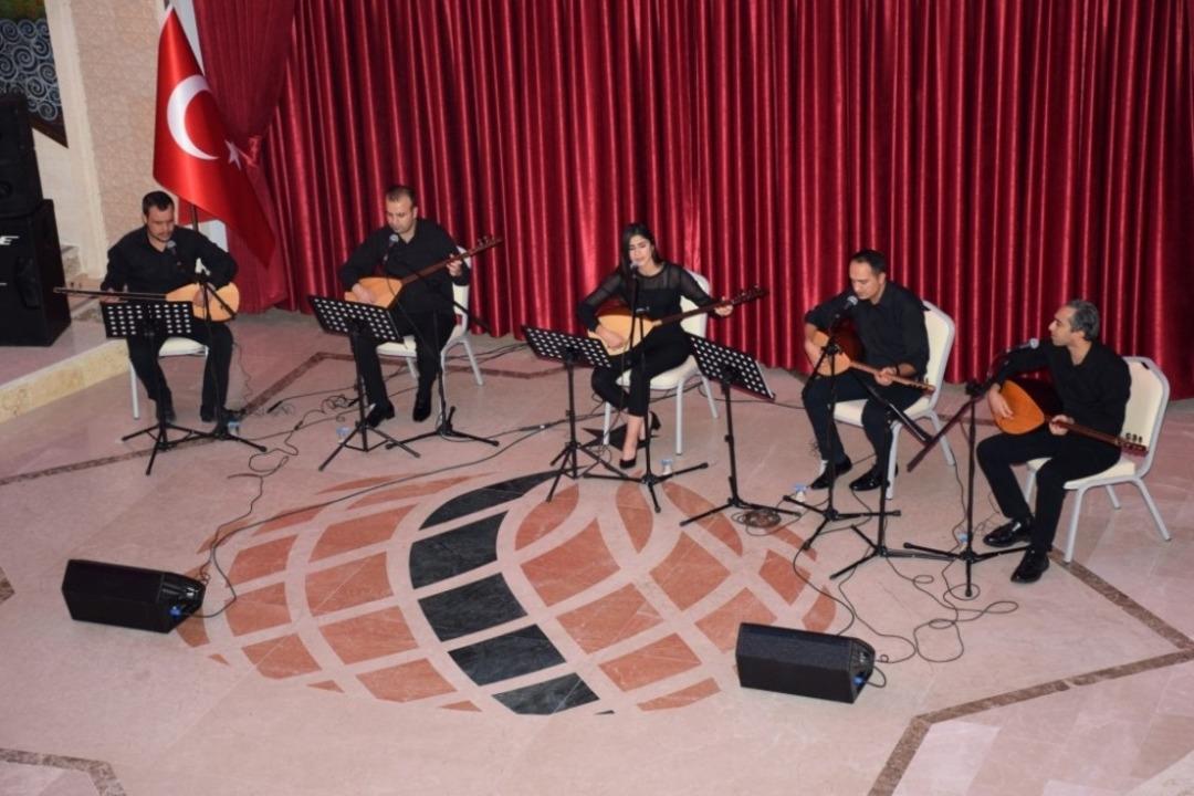 Anadolu &Uuml;niversitesi&rsquo;nde Atat&uuml;rk konserleri