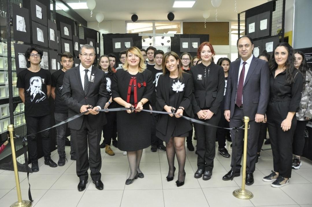 GKV Liselerinden kara kalem resim sergisi