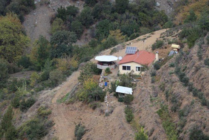 Şehirden kaçıp doğaya yerleşen Özdemir ailesinin tek isteği... G2