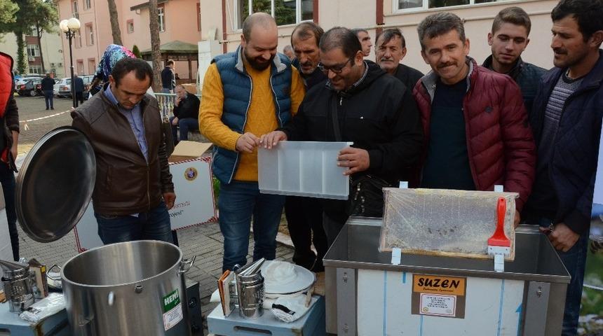 Gen&ccedil; &ccedil;ift&ccedil;ilere destek s&uuml;r&uuml;yor