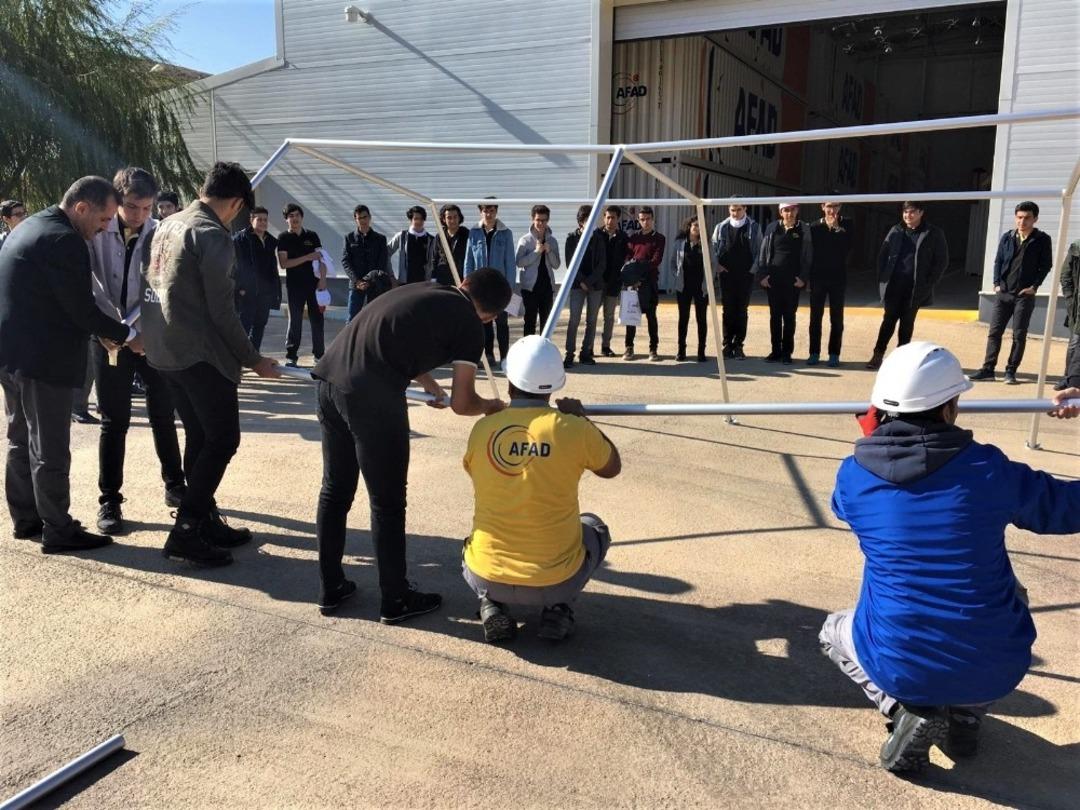 AFAD, &ouml;ğrencileri bilgilendirdi
