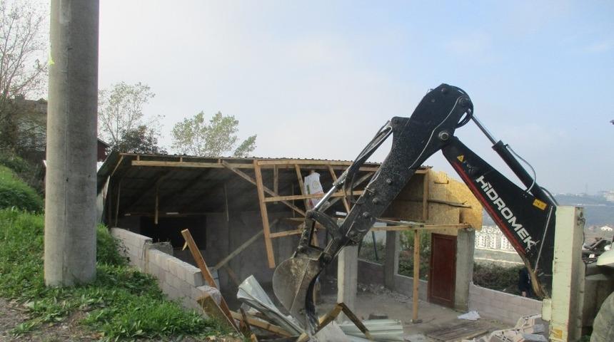 Ka&ccedil;ak yapıya sıkı denetim