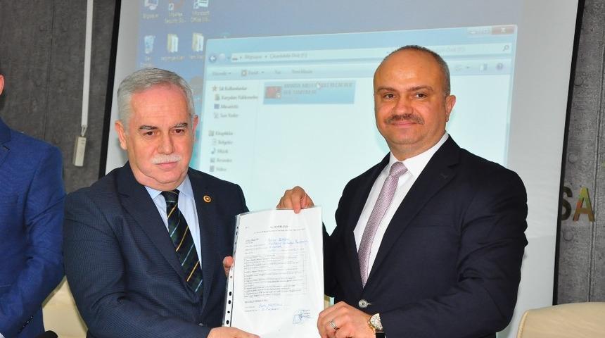 AK Parti&rsquo;li Berber, b&uuml;y&uuml;kşehir aday adaylığı başvurusunu yaptı